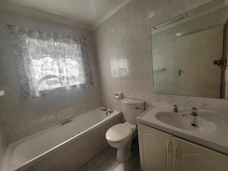 3 Bedroom Property for Sale in Tyger Valley Western Cape